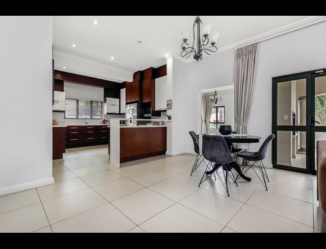 4 BEDROOM HOUSE FOR SALE IN FERNRIDGE ESTATE